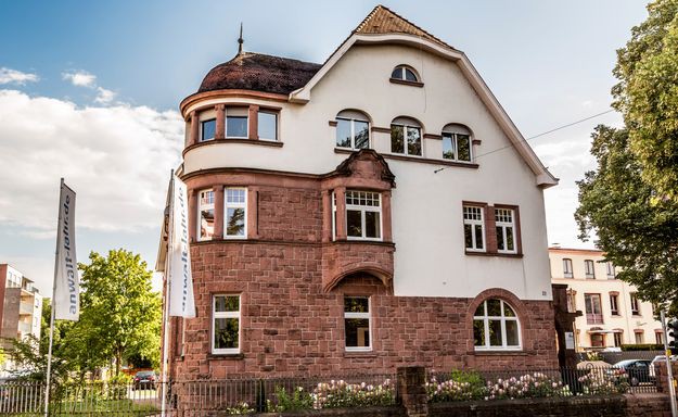 01_Villa_Schauenburg_Anwalt_Lahr_625_384